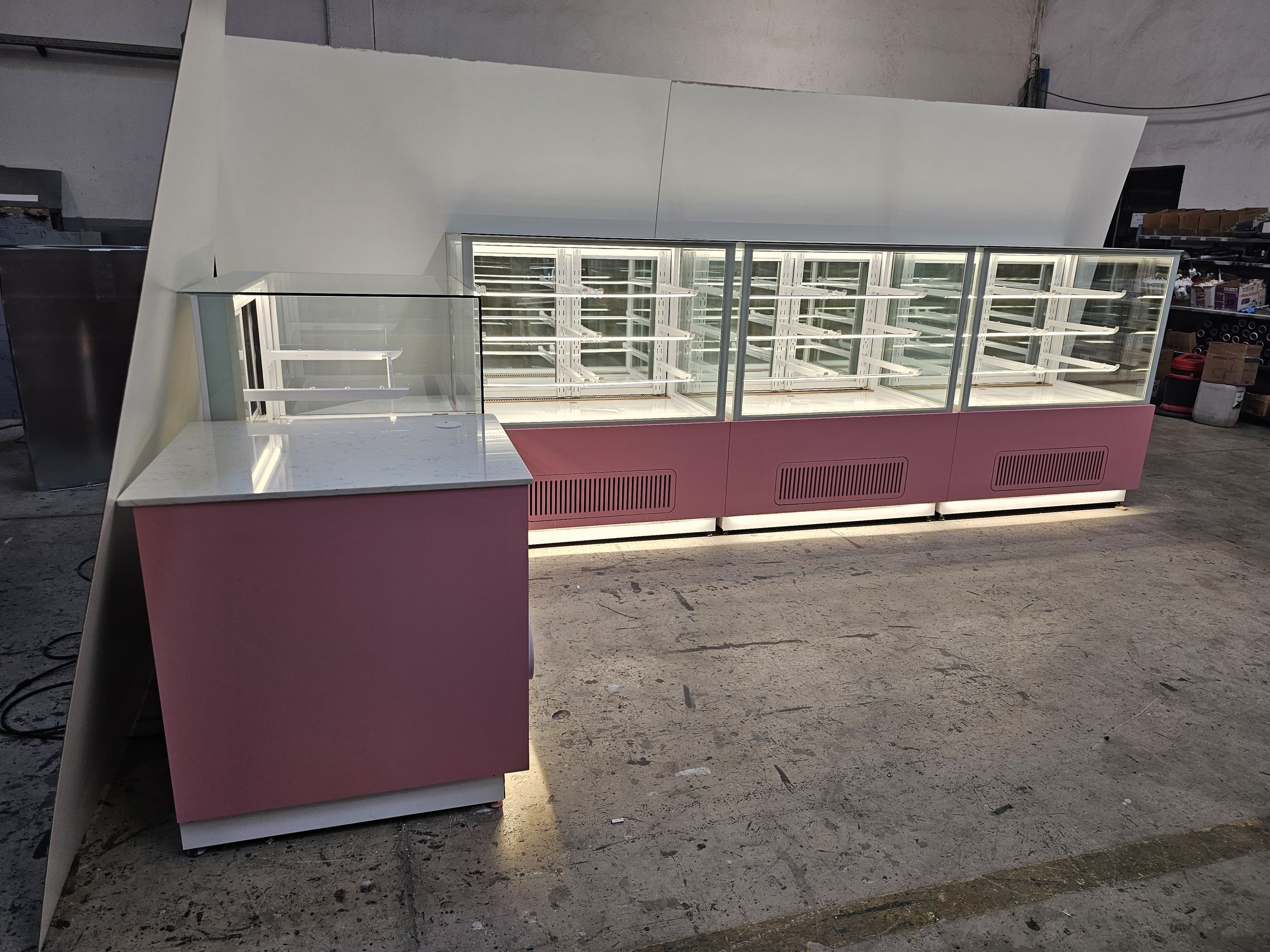 Custom Display Fridge Set – L-Shape Counter