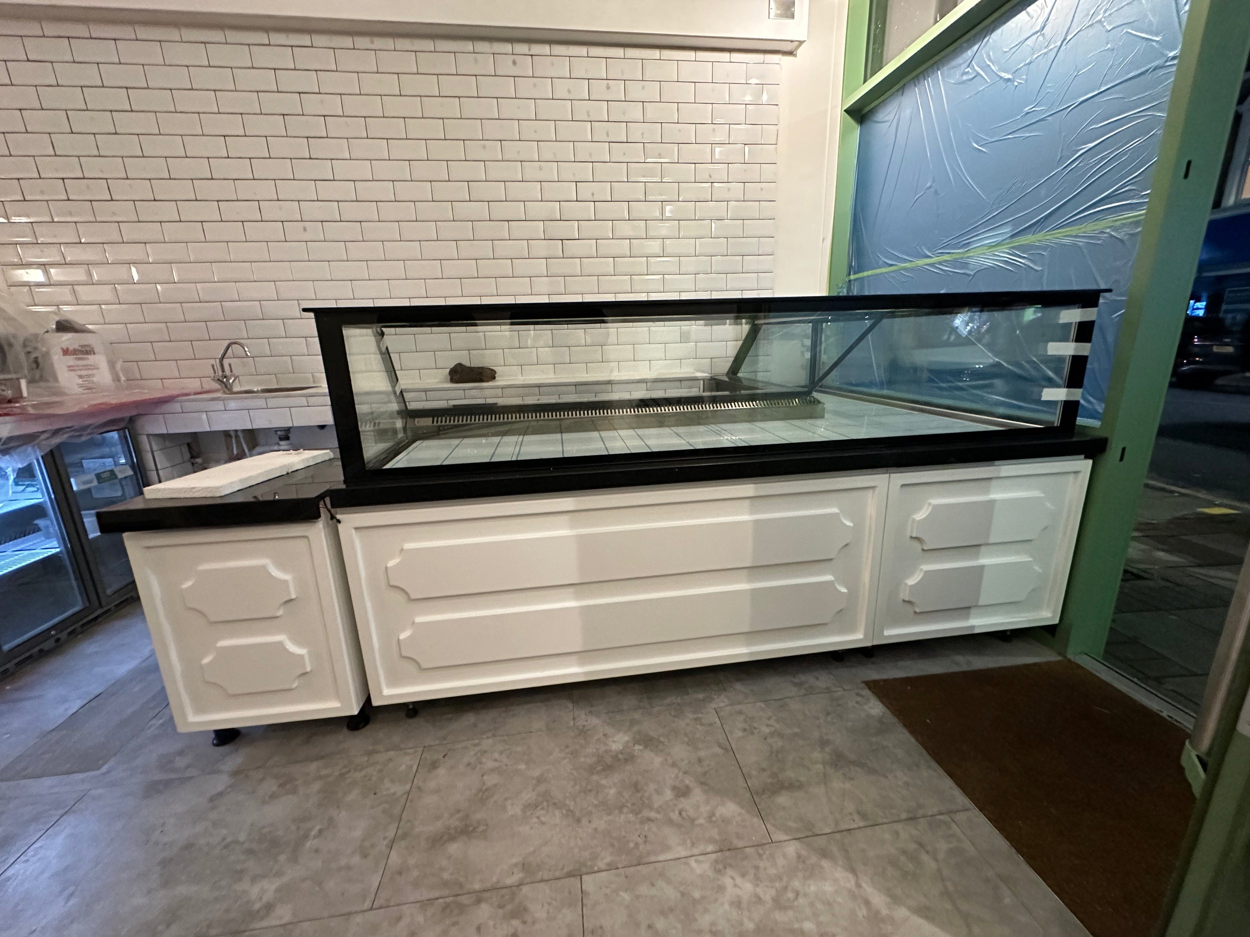 Fridges World | Custom L Shape Refrigerated Display Counter for Cafés & Bakeries | Display Fridge